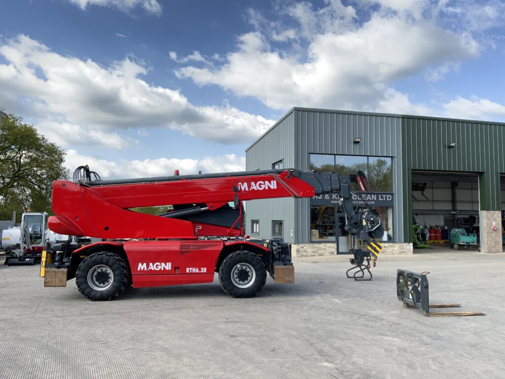 MAGNI RTH 6.30 Telescopic Roto Telehandler (ST26153)