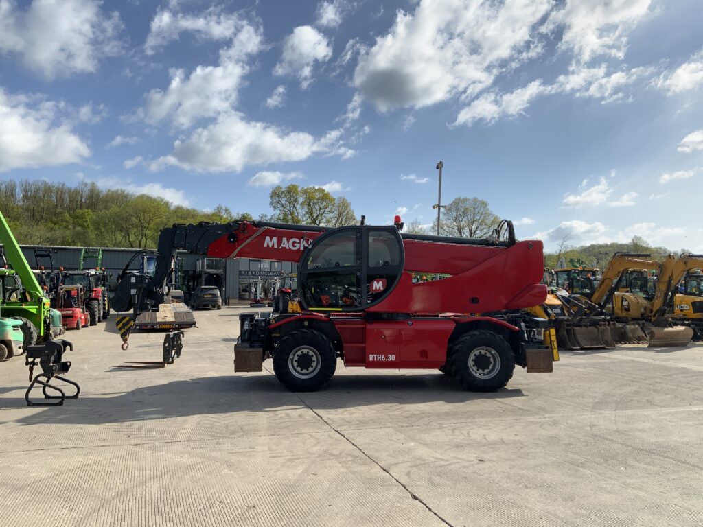 MAGNI RTH 6.30 Telescopic Roto Telehandler (ST26153)