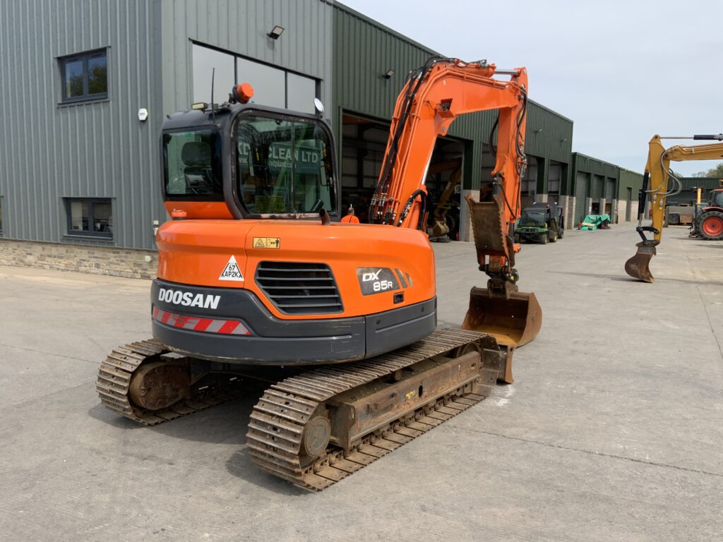 Doosan DX85R Digger (ST26269)