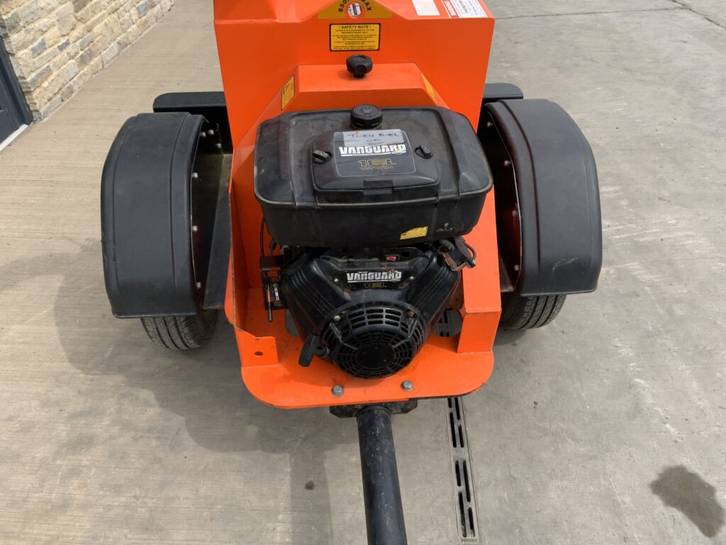 Timberwolf TW18/100G Chipper (ST2504)