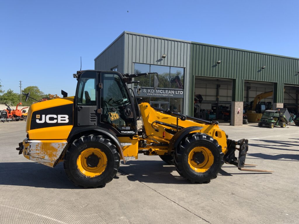 JCB TM320S Agri Pivot Steer Telehandler (ST26266)