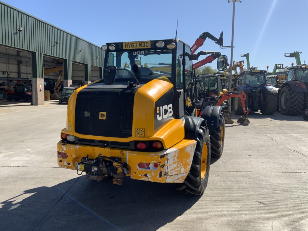 JCB TM320S Agri Pivot Steer Telehandler (ST26266)