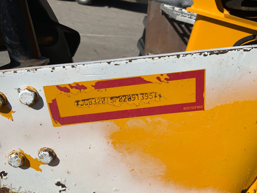 JCB TM320S Agri Pivot Steer Telehandler (ST26266)