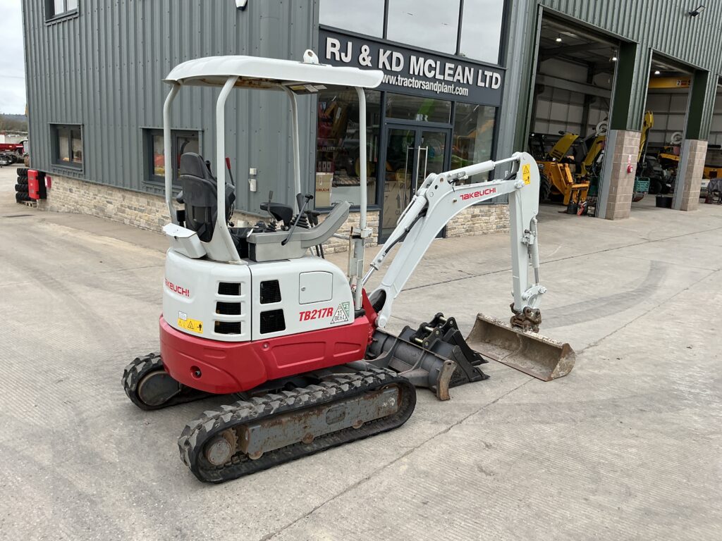 Takeuchi TB217R Digger (ST26305)