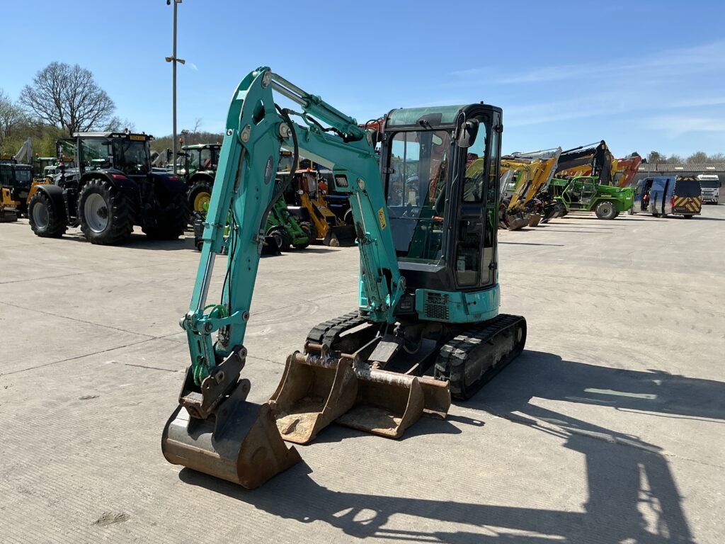 Kobelco SK25 SR Digger (ST25955)
