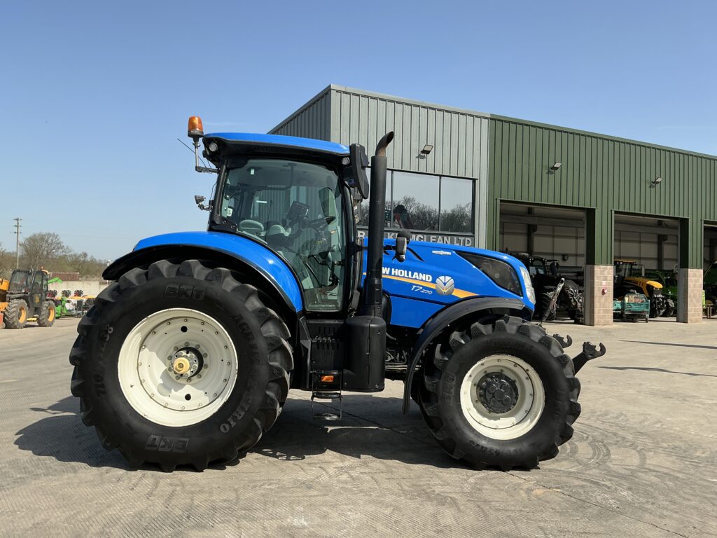 New Holland T7.270 Auto Command Tractor (ST26294)