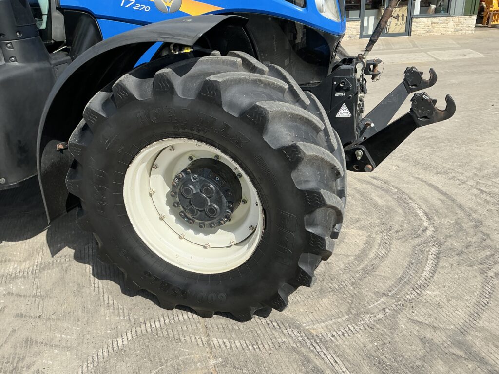 New Holland T7.270 Auto Command Tractor (ST26294)