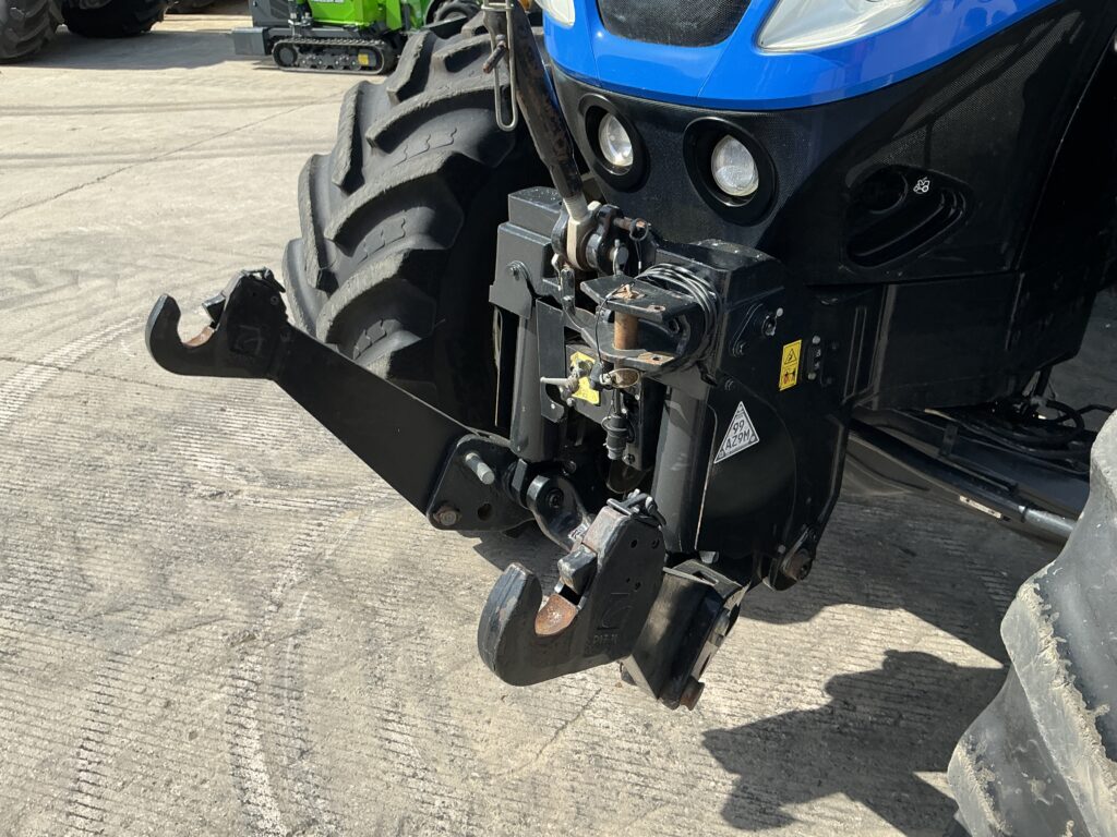 New Holland T7.270 Auto Command Tractor (ST26294)