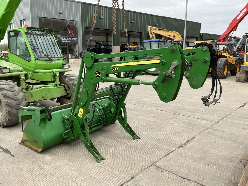 John Deere 533 Loader boom