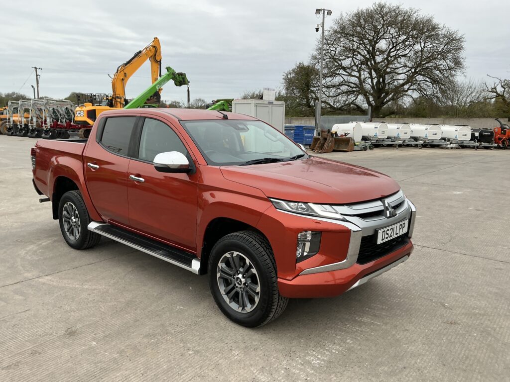 Mitsubishi L200 2.2 DI-D DC Barbarian 4WD