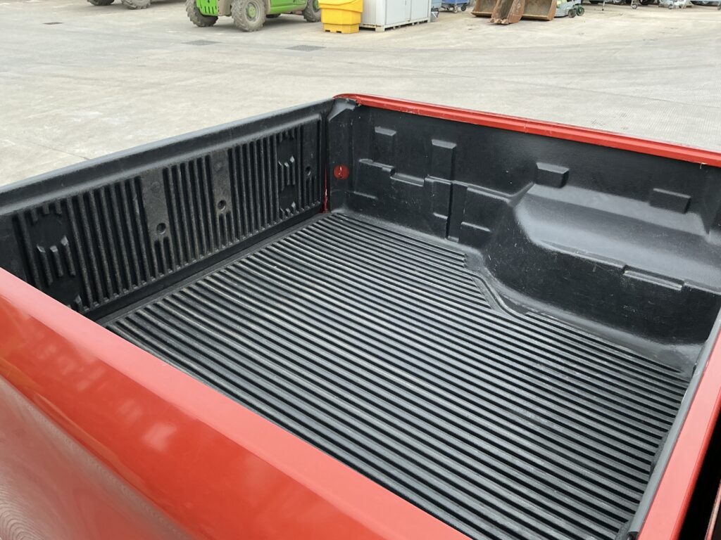 Mitsubishi L200 2.2 DI-D DC Barbarian 4WD