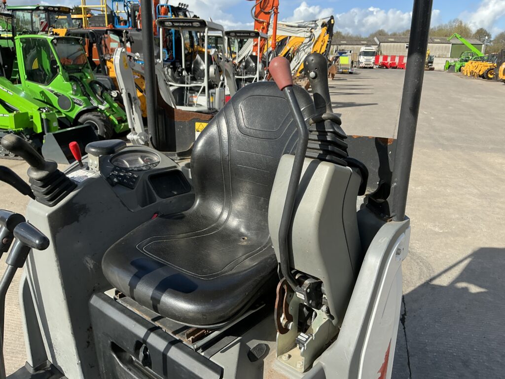 Bobcat E17Z Digger (ST26381)