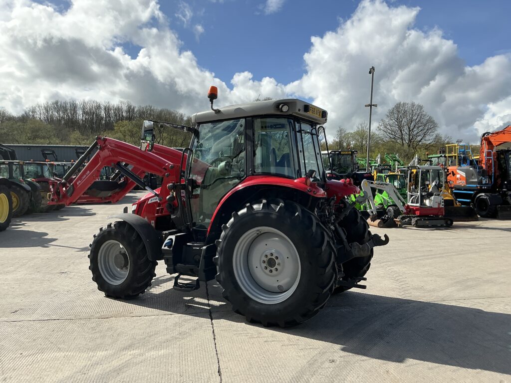 Massey Ferguson 5710S Dyna4 Tractor (ST26213)