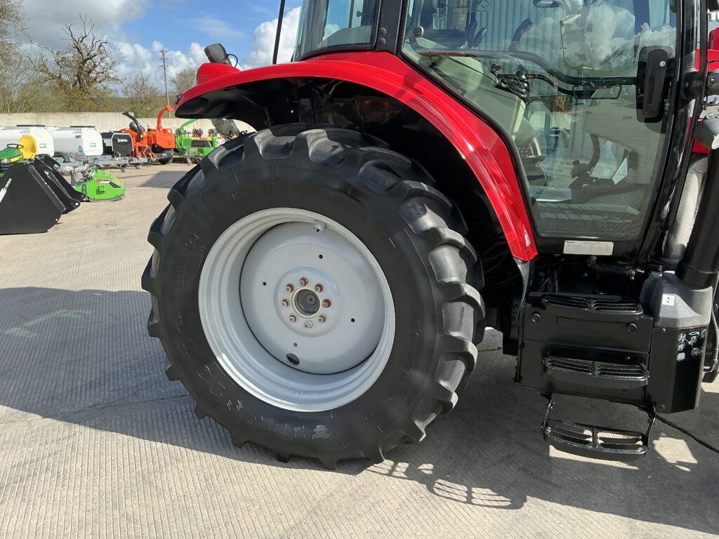 Massey Ferguson 5710S Dyna4 Tractor (ST26213)