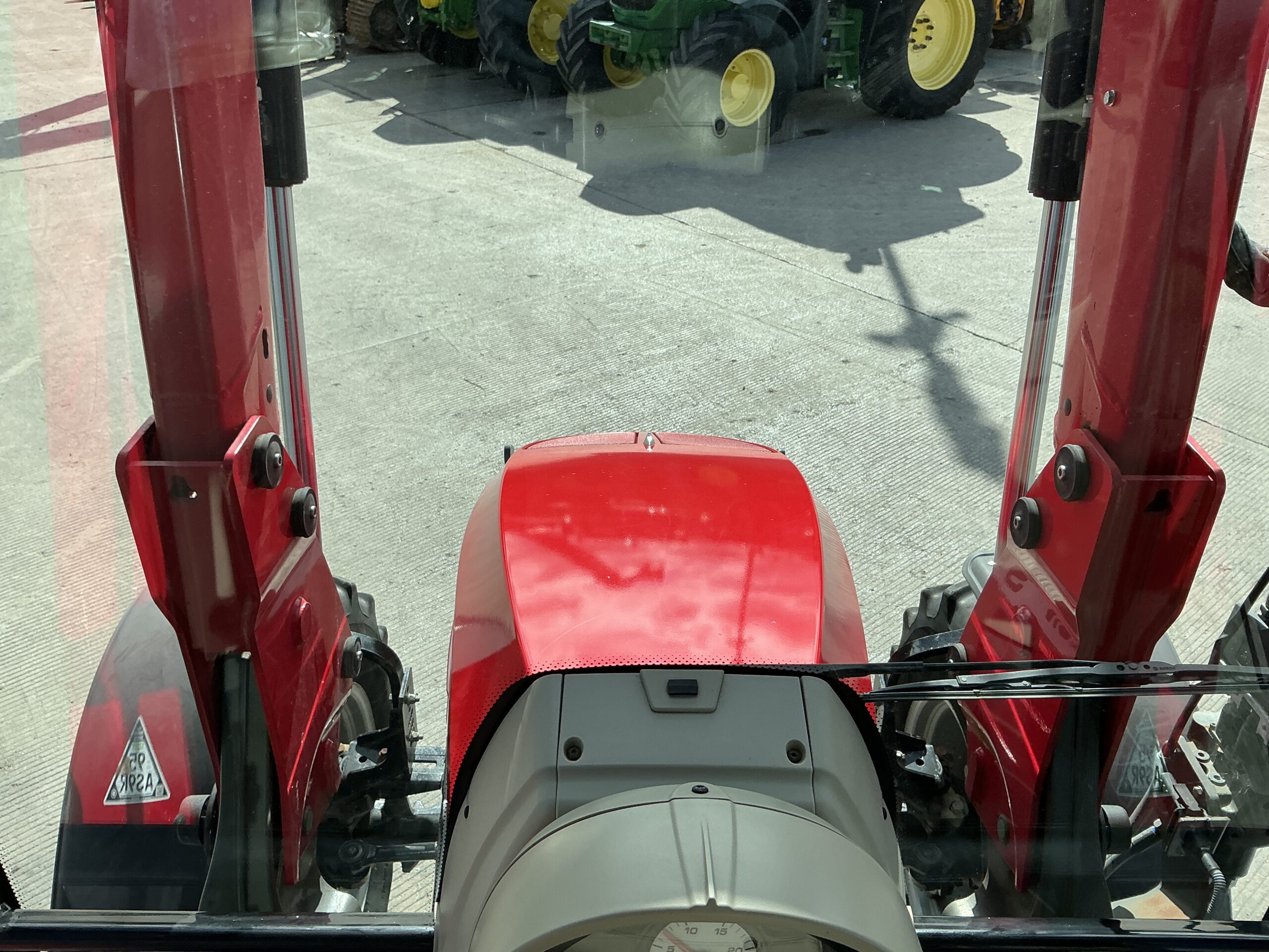 Massey Ferguson 5710S Dyna4 Tractor (ST26213)