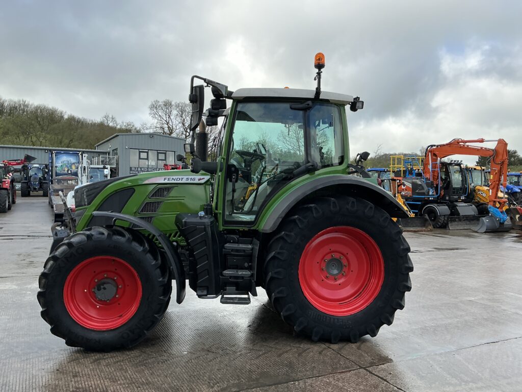 Fendt 516 Power Plus Tractor (ST26147)