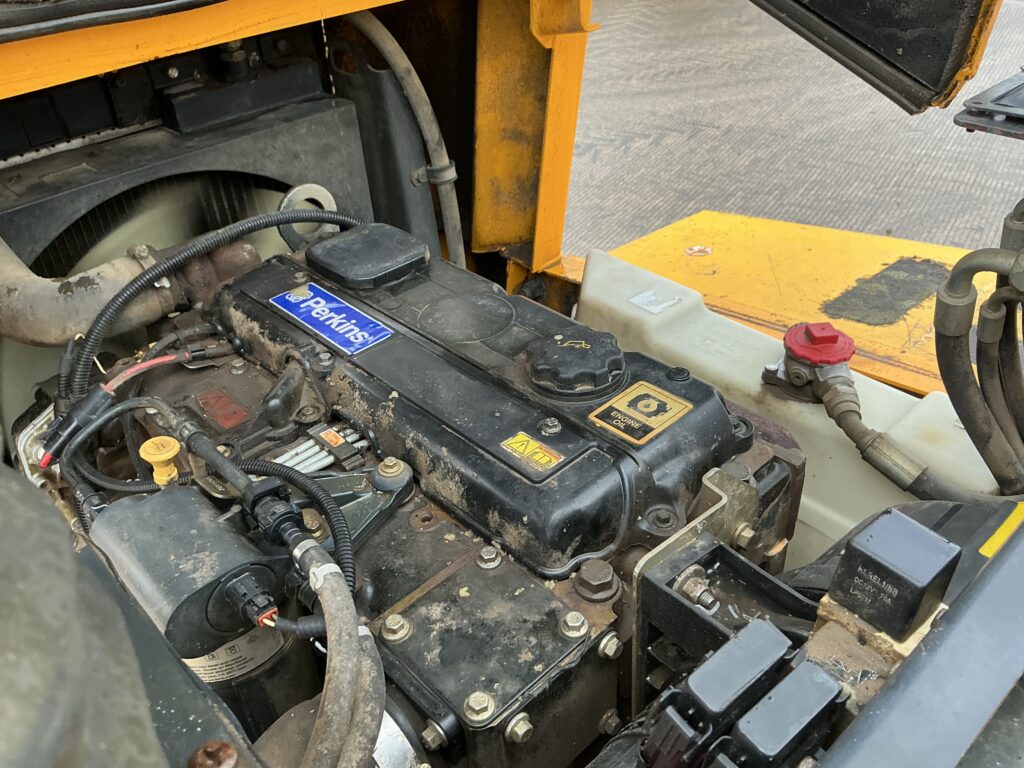 Thwaites 6 Tonne Swivel Tip Dumpr (ST26443)