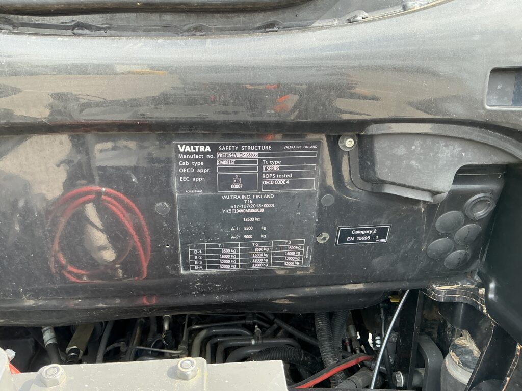 Valtra T194 Versu Unlimited (ST26337)
