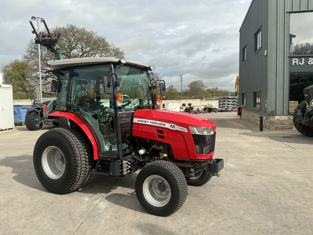 Massey Ferguson 1755M Tractor (ST26414)