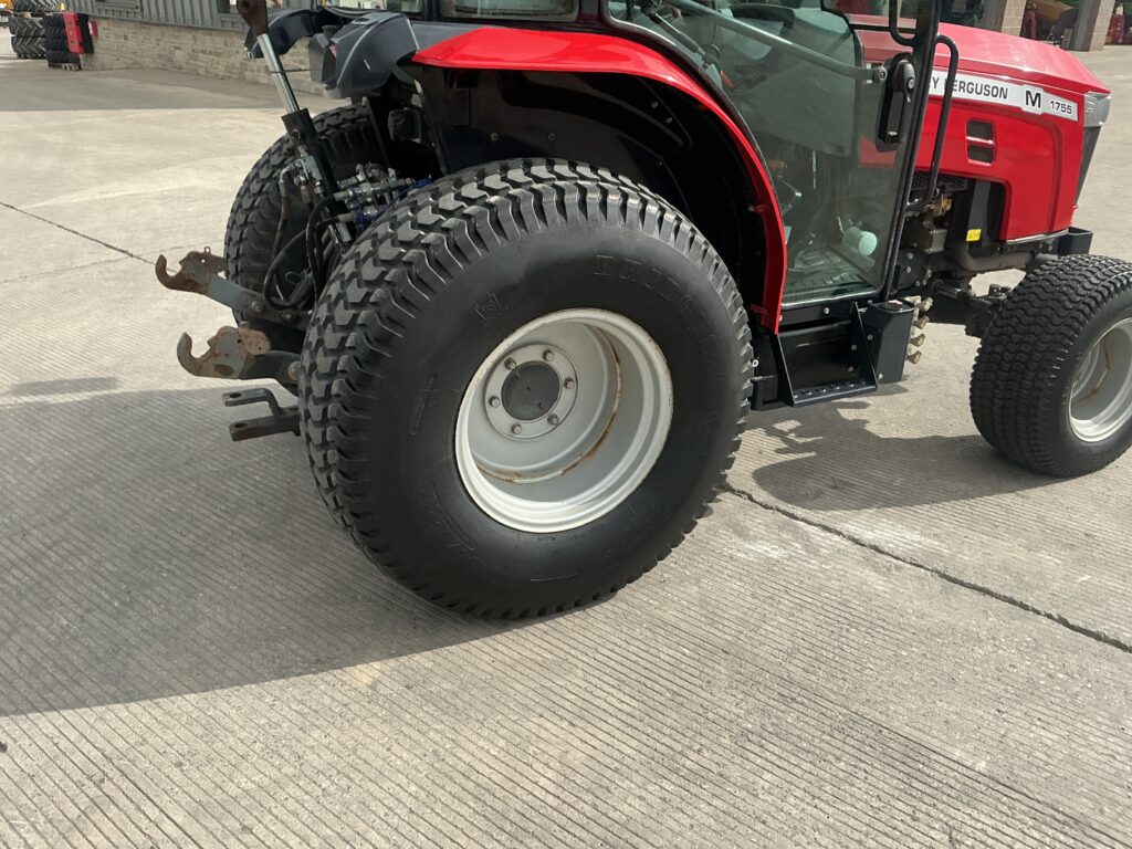 Massey Ferguson 1755M Tractor (ST26414)