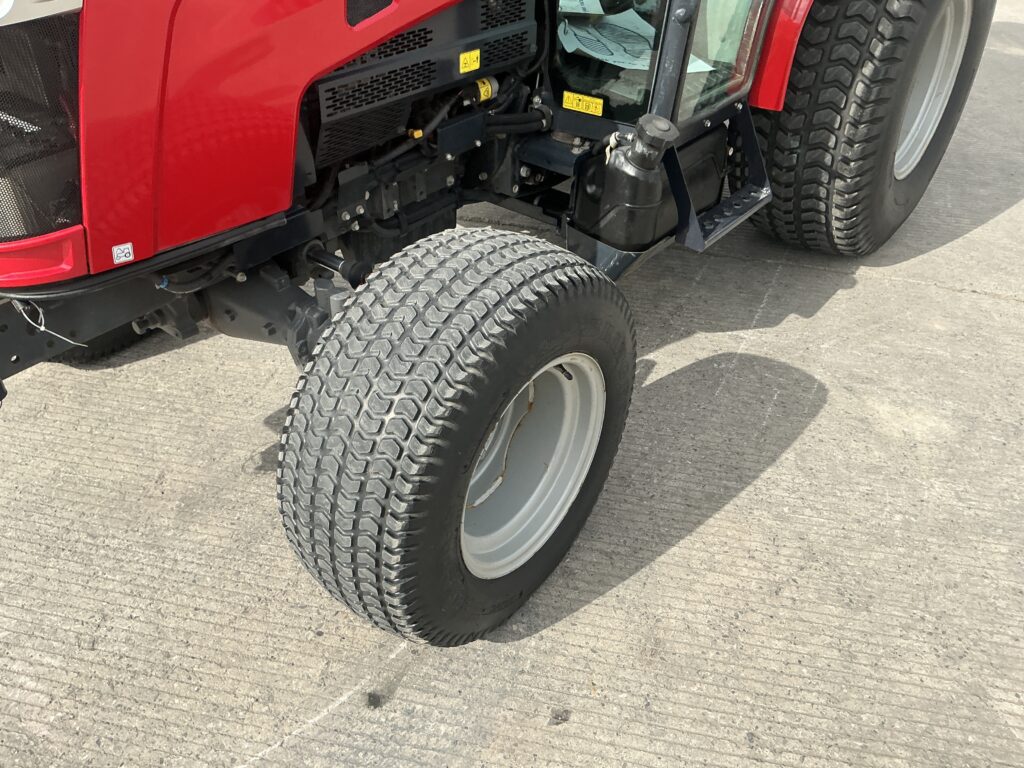 Massey Ferguson 1755M Tractor (ST26414)