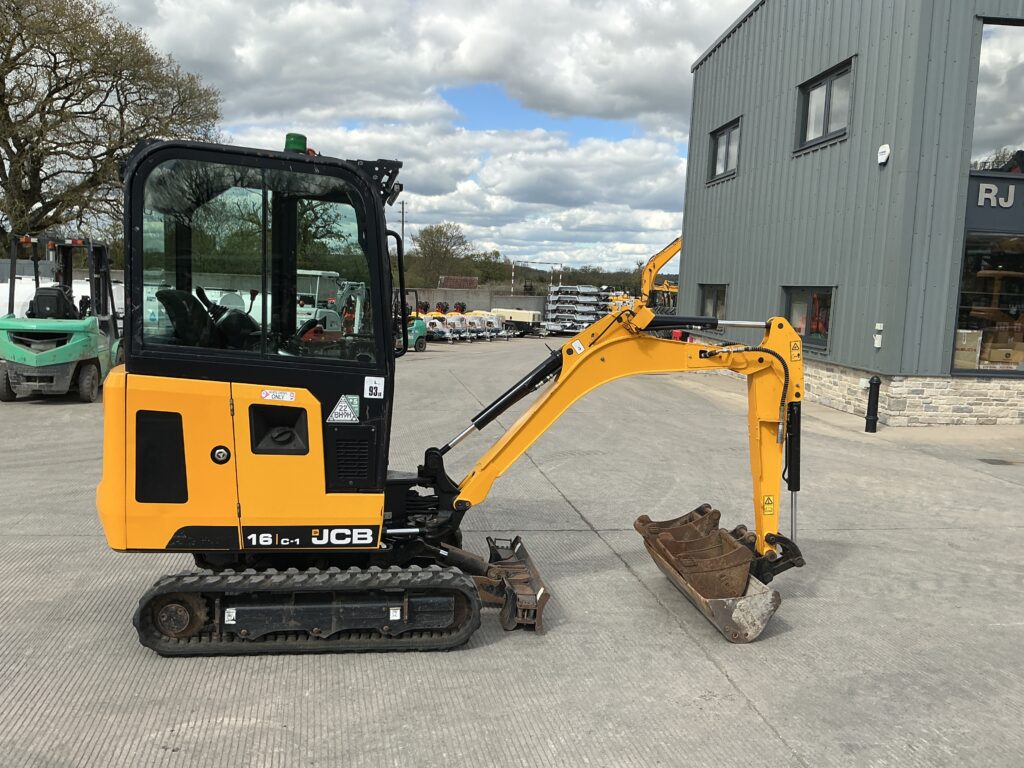 JCB 16C-1 Digger (ST26054)