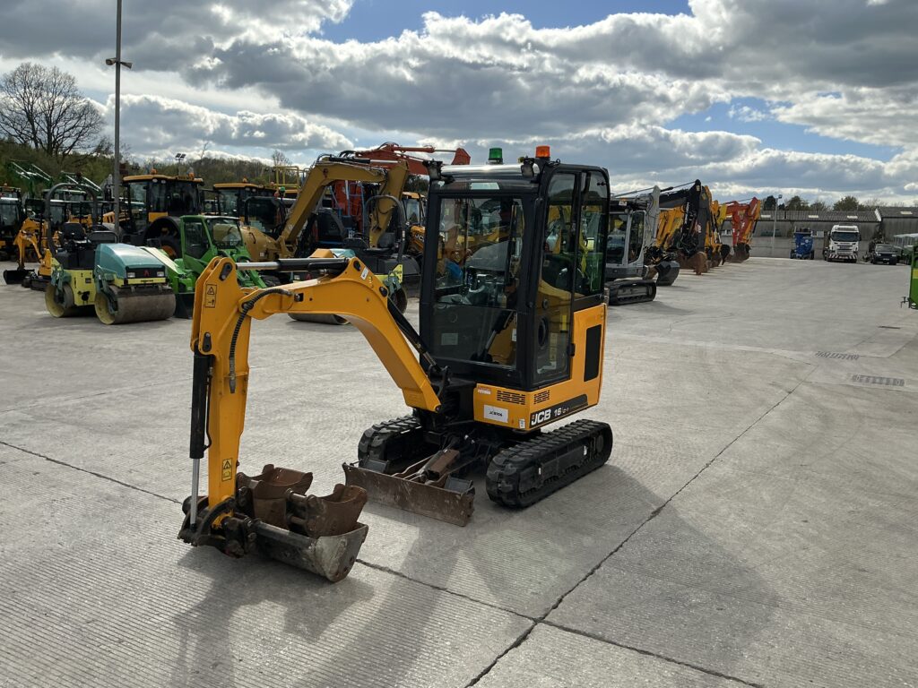 JCB 16C-1 Digger (ST26054)