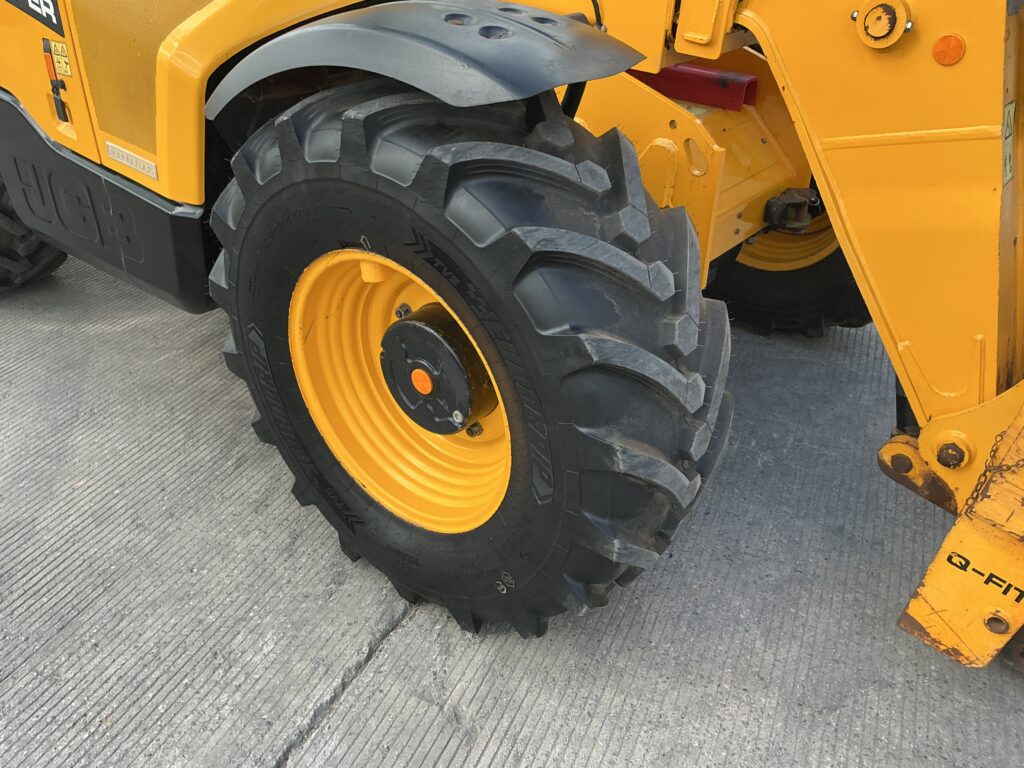 JCB 536-95 Agri Super Telehandler (ST26072)