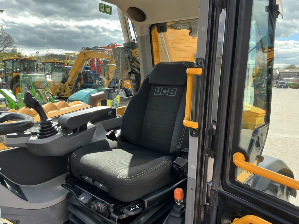 JCB 536-95 Agri Super Telehandler (ST26072)