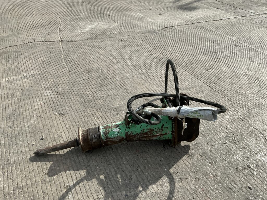 Montabert Breaker to Suite 2.5Ton Excavator