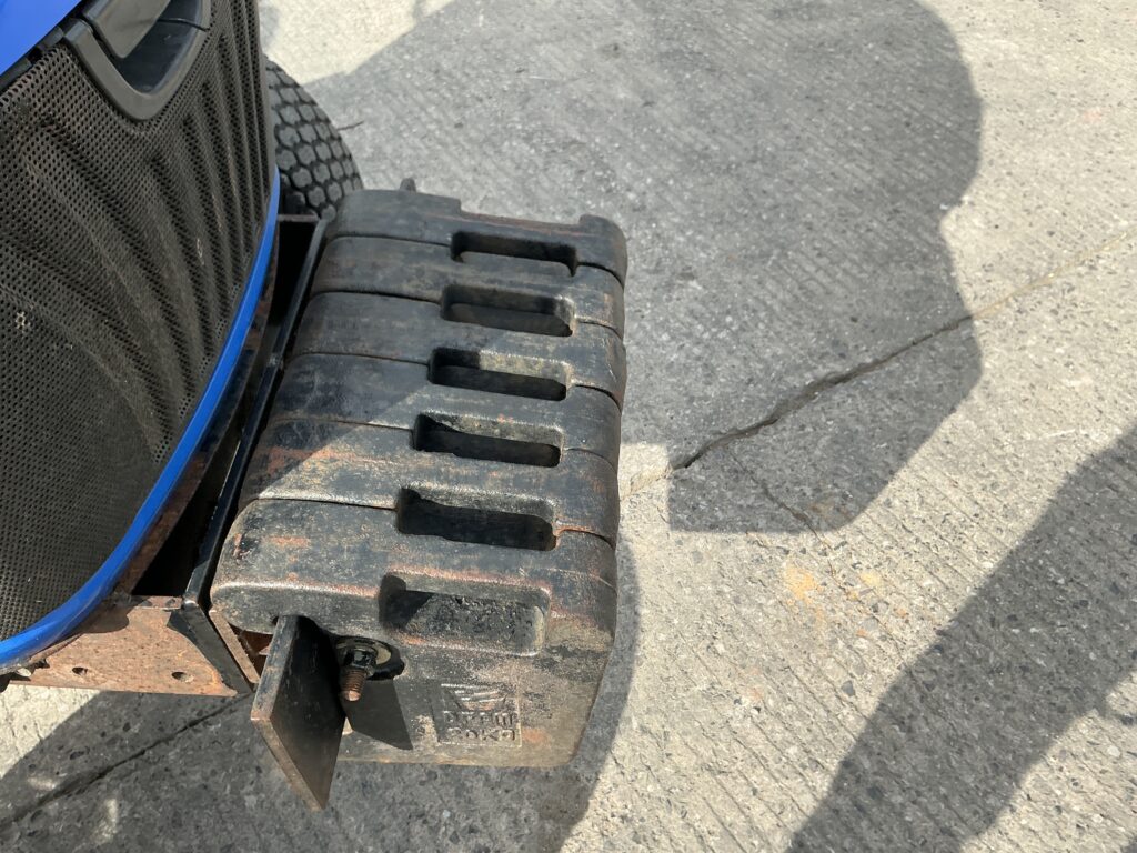 New Holland Boomer 25 Tractor (ST25862)