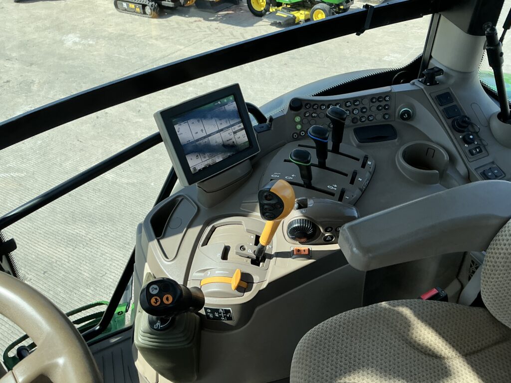 John Deere 6155R Tractor (ST26383)