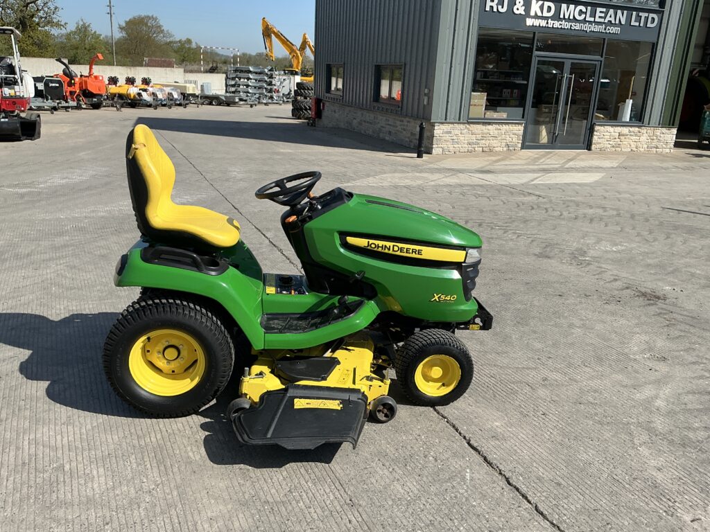John Deere X540 Multi Terrain Mower (ST26423)