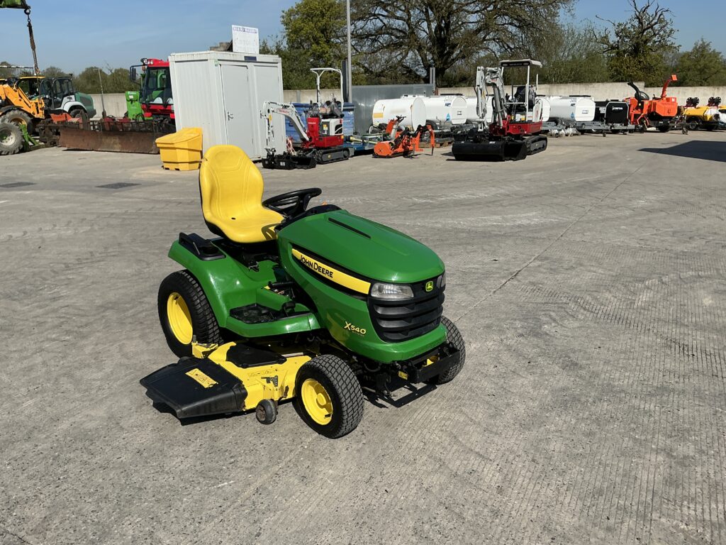 John Deere X540 Multi Terrain Mower (ST26423)