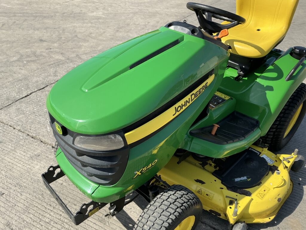 John Deere X540 Multi Terrain Mower (ST26423)