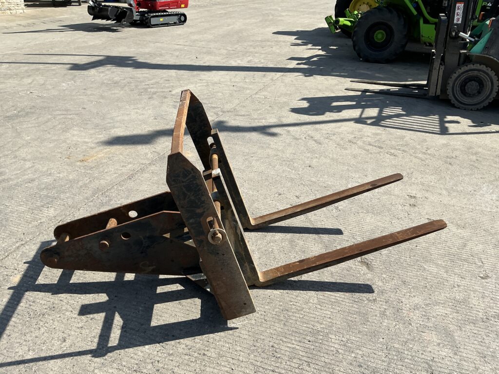 Floating Pallet Forks
