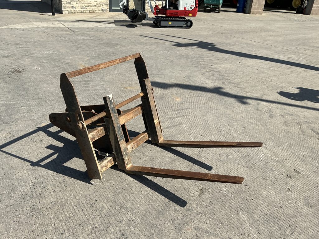 Floating Pallet Forks