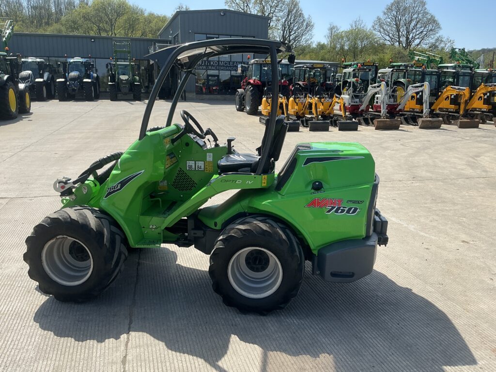 Avant 760I Telescopic Compact Loading Shovel (ST26540)