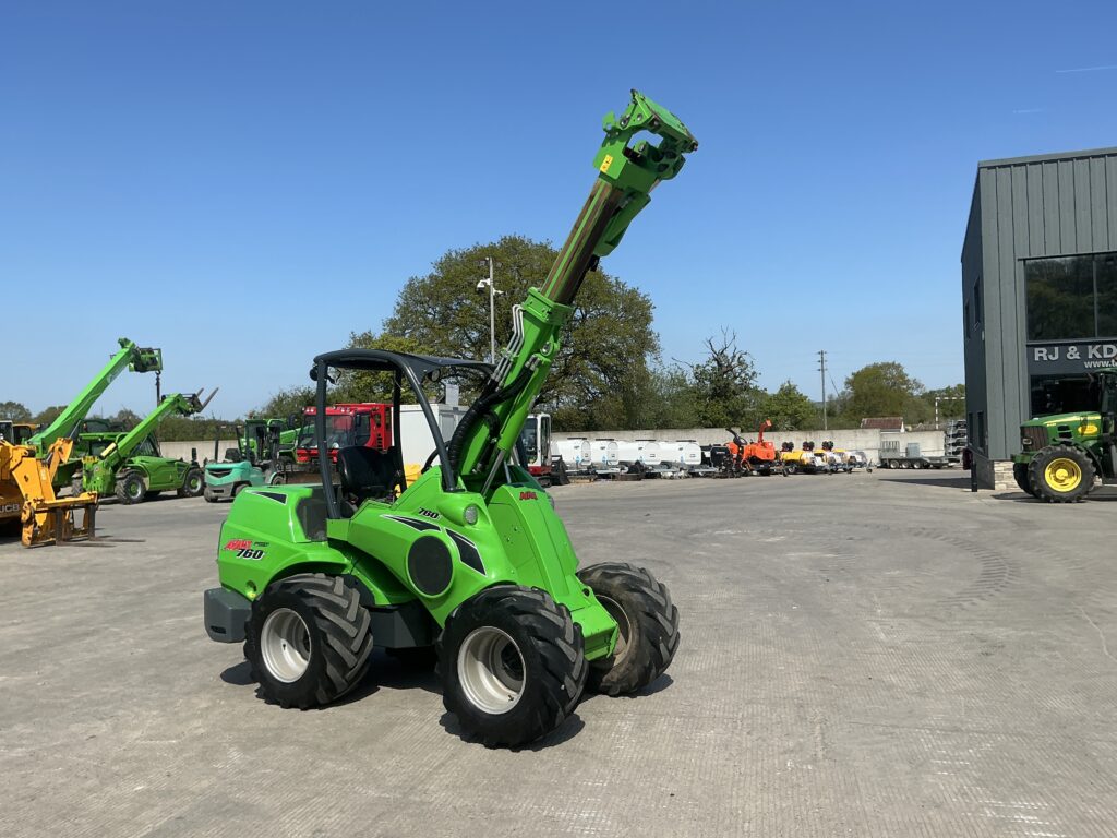 Avant 760I Telescopic Compact Loading Shovel (ST26540)