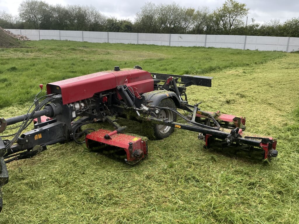 Toro TM7490 Cylinder Mowers