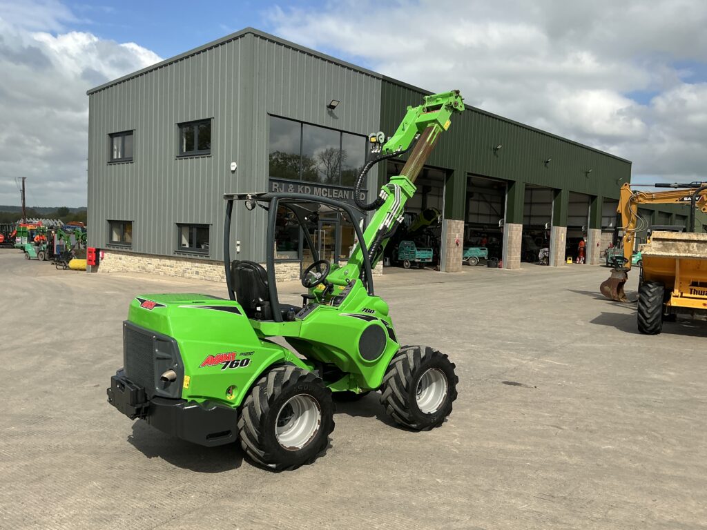 Avant 760i Wheeled Telescopic Compact loading Shovel (ST26541)