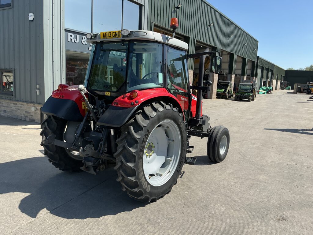 Massey Ferguson 5410 Dyna 4 2WD Tractor (ST26570)
