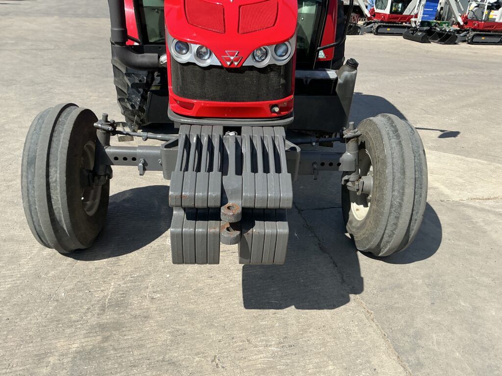 Massey Ferguson 5410 Dyna 4 2WD Tractor (ST26570)