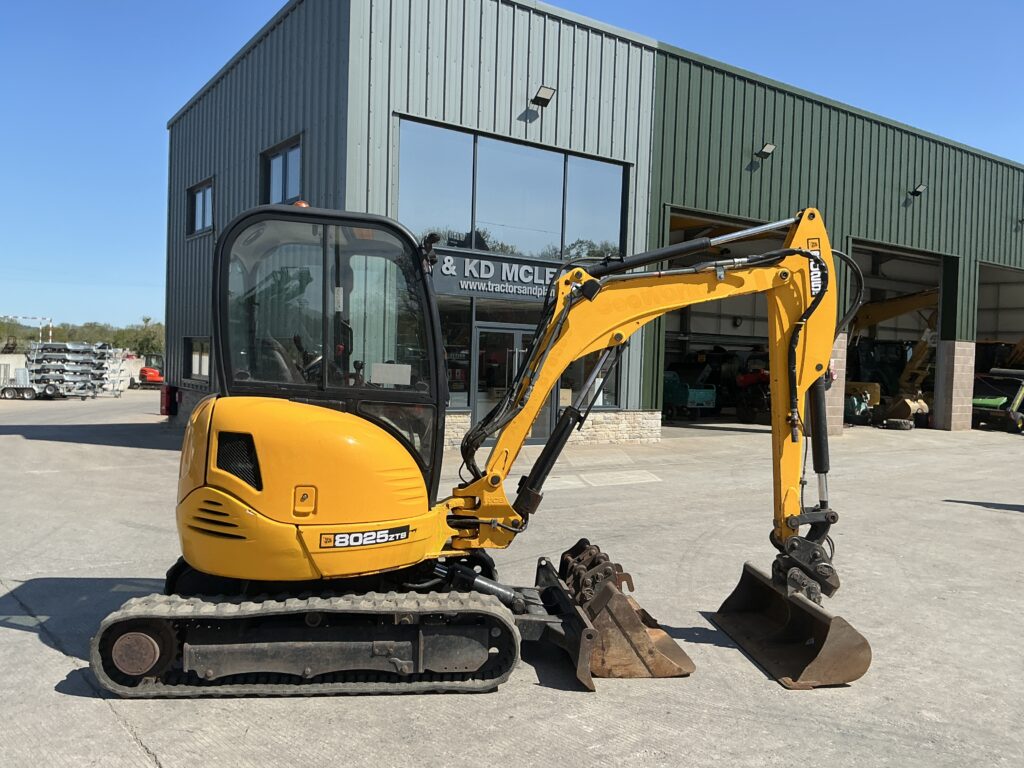 JCB 8025 ZTS Digger (ST26339)
