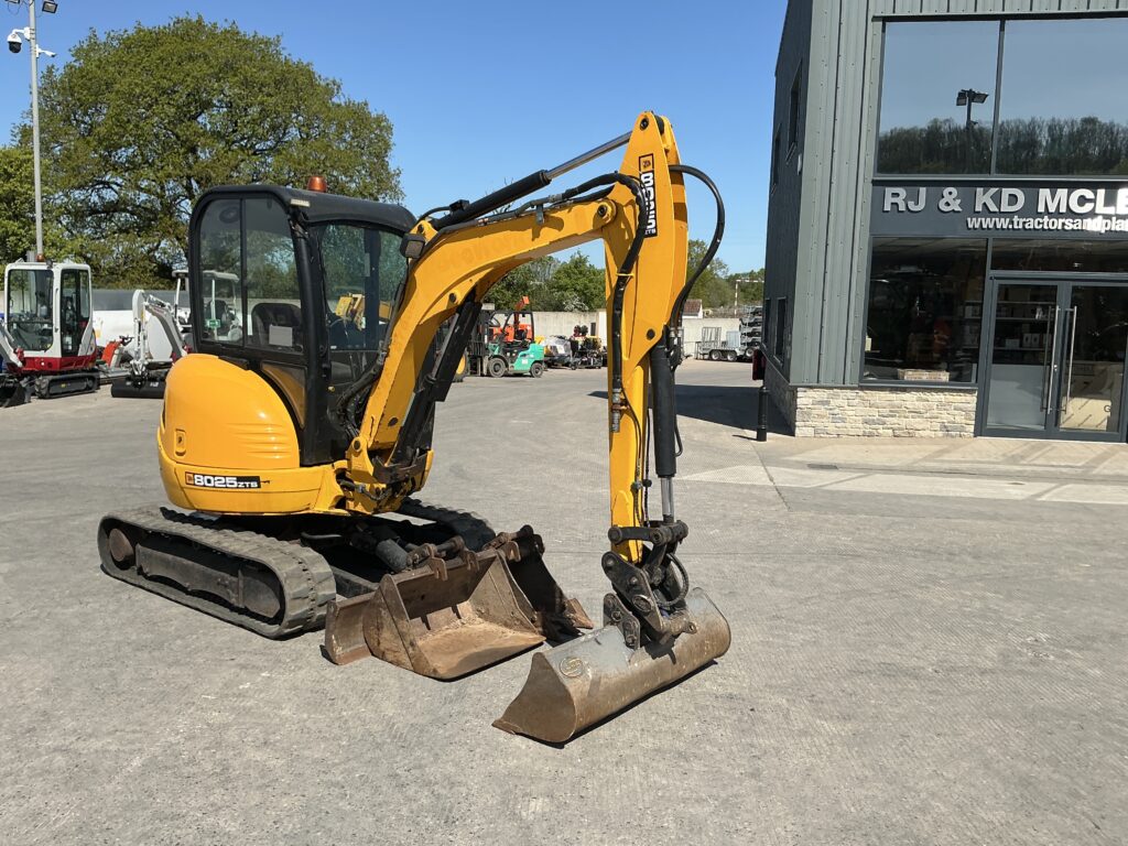 JCB 8025 ZTS Digger (ST26339)