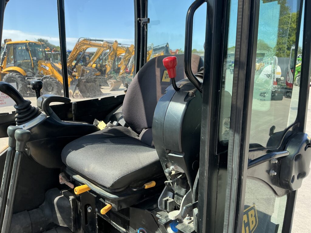 JCB 8025 ZTS Digger (ST26339)