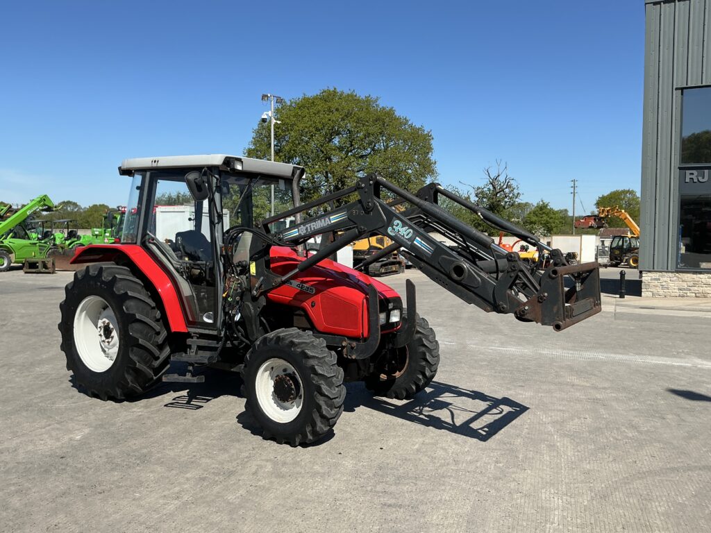 Massey Ferguson 4235 Tractor (ST26470)