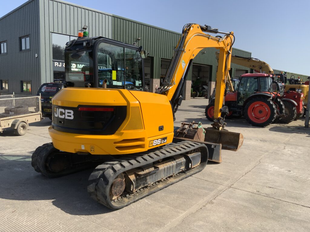 JCB 86C-2 Digger (ST26177)