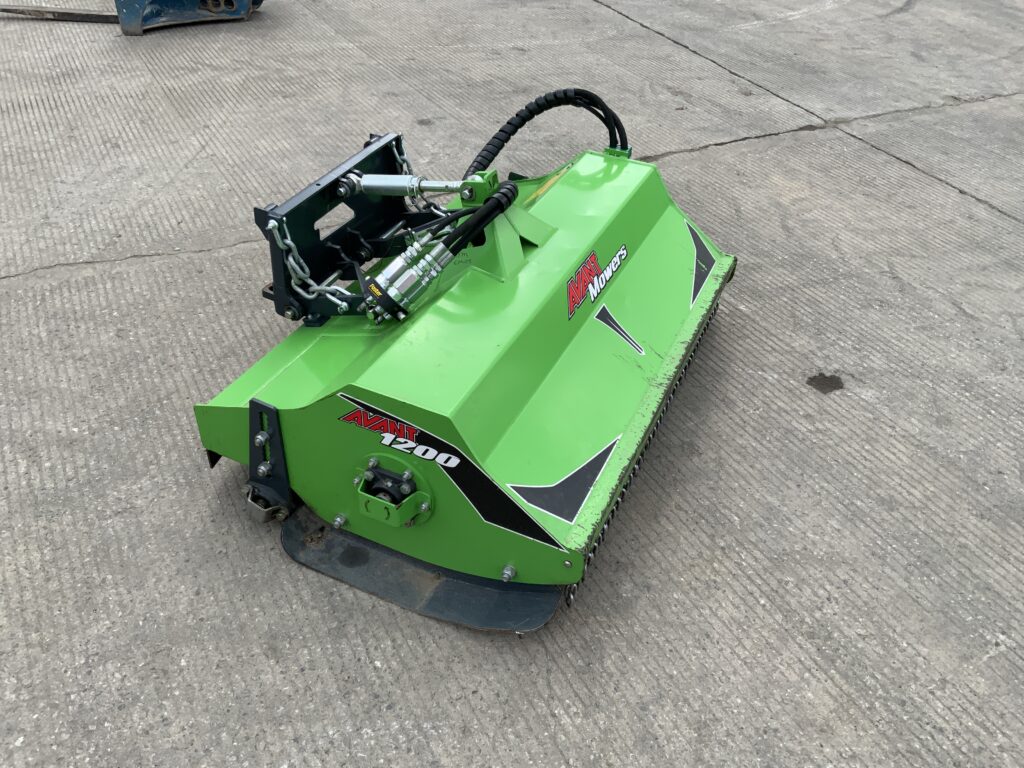 Avant 1200 Flail Mower