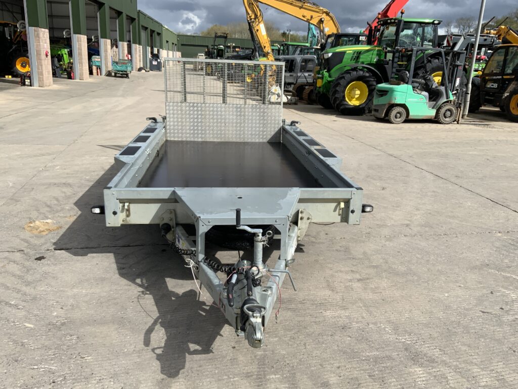 Ifor Williams GX126 Tri Axle Plant Trailer